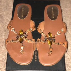 BCBG maxazria tiger eye leather flip flop